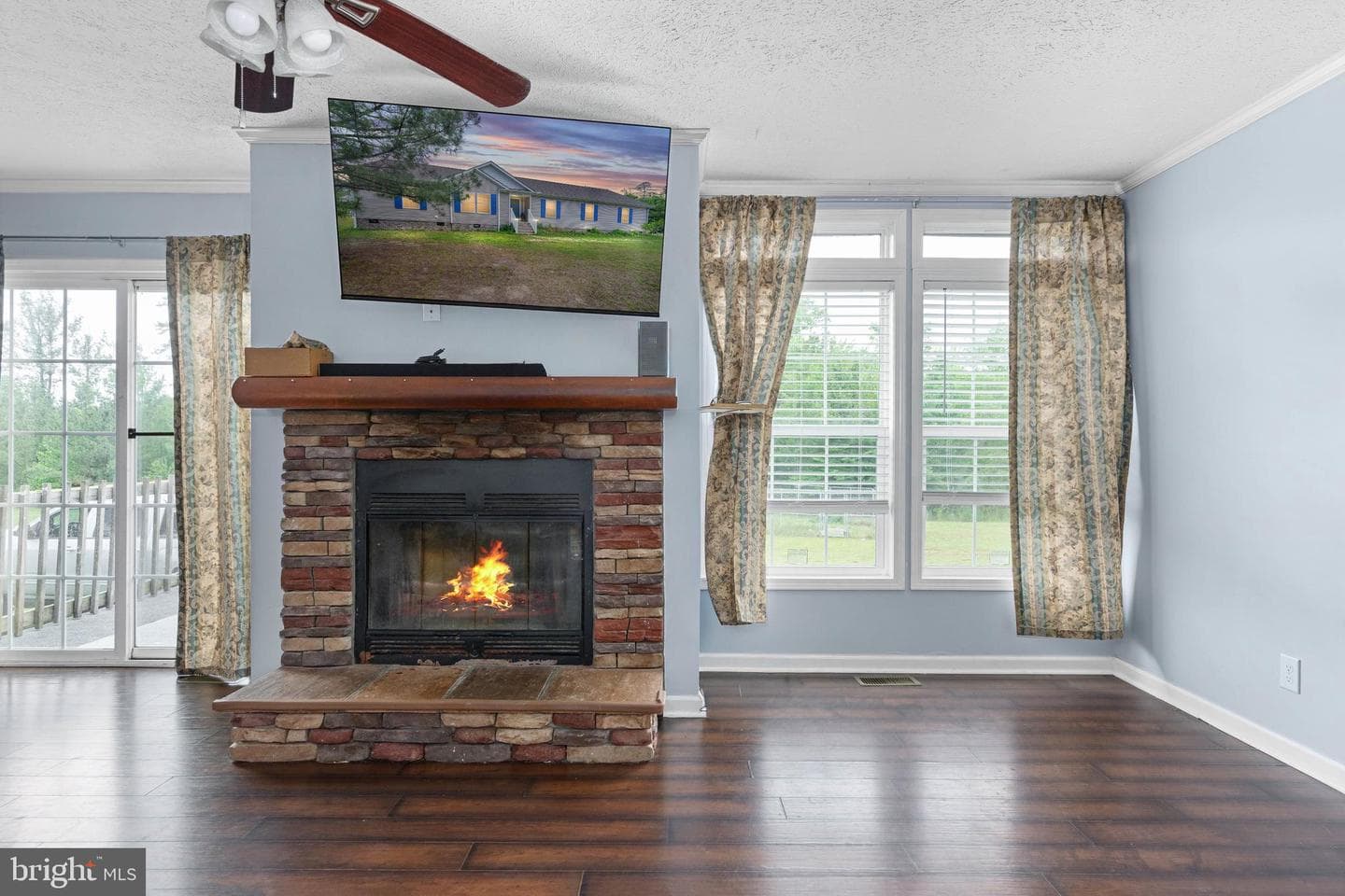 212 Briar Circle photo 13