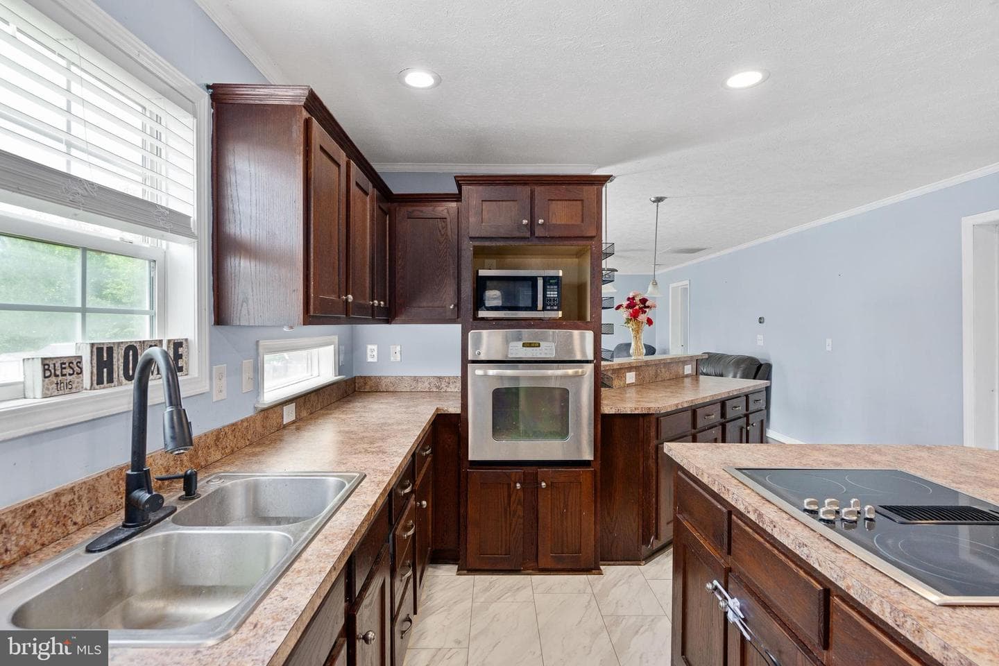 212 Briar Circle photo 24