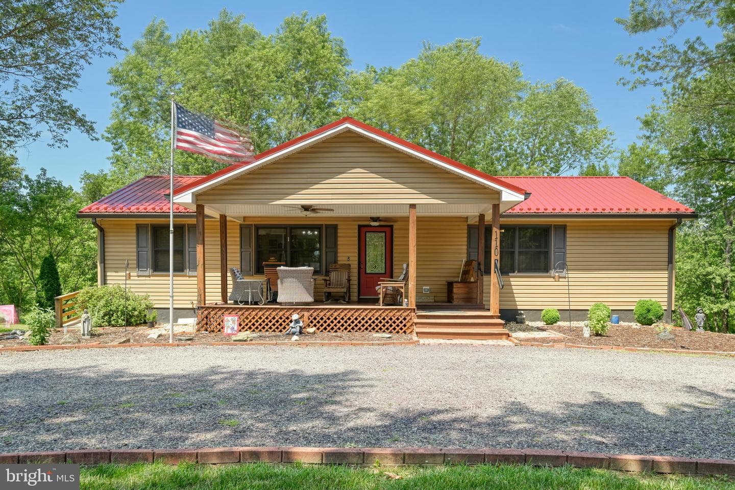 110 Patrick Henry Dr, Louisa