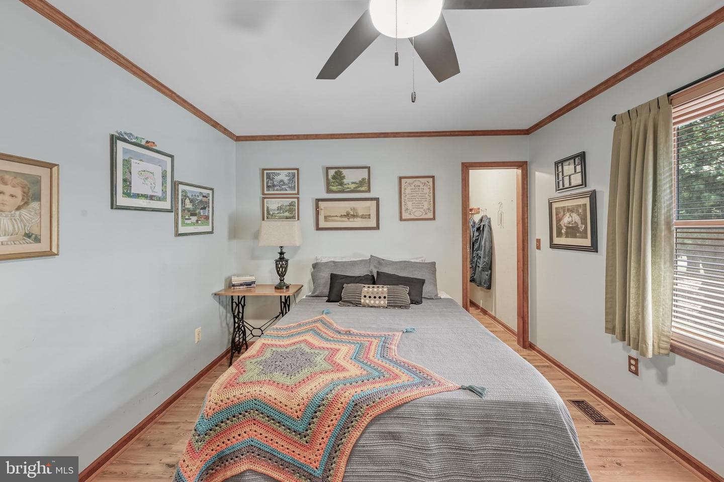 110 Patrick Henry Dr photo 41
