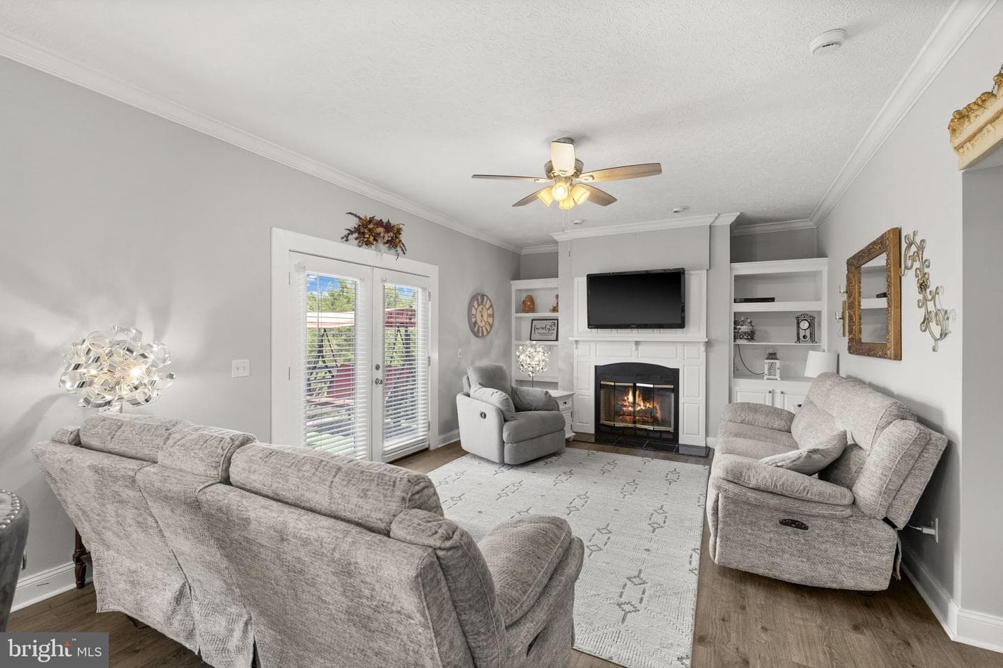 249 Derby Lane photo 30