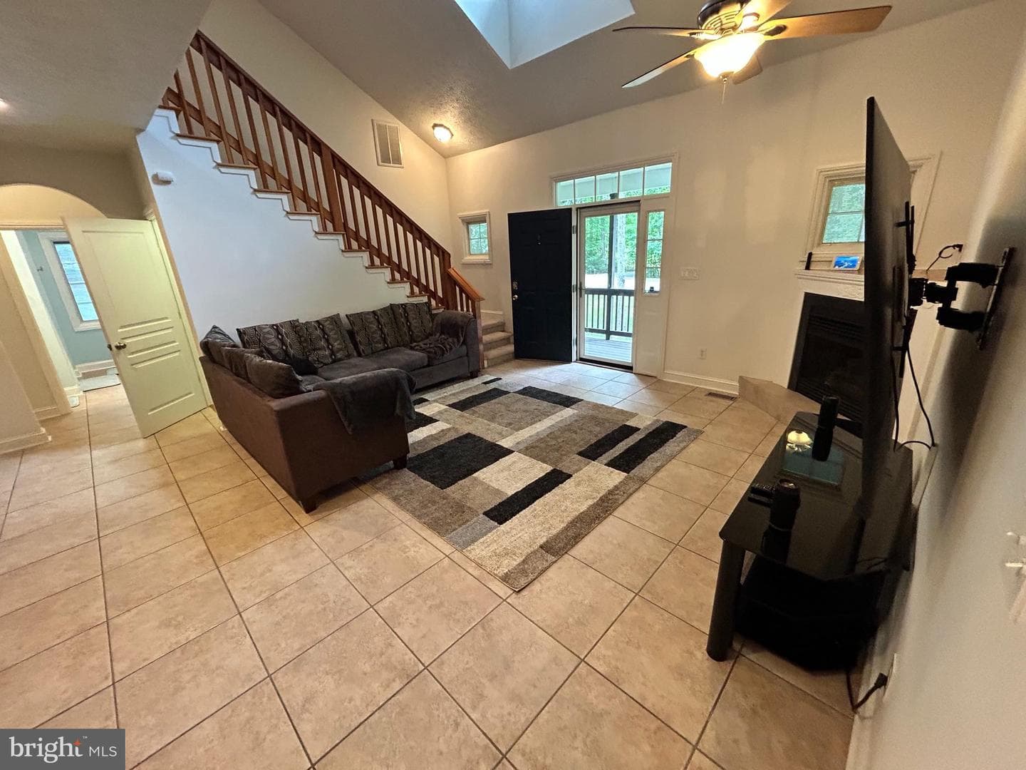 197 Oakleigh Lane photo 16