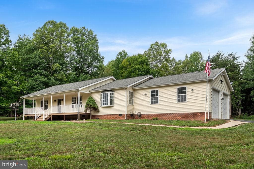 857 Tall Pines Drive, Mineral