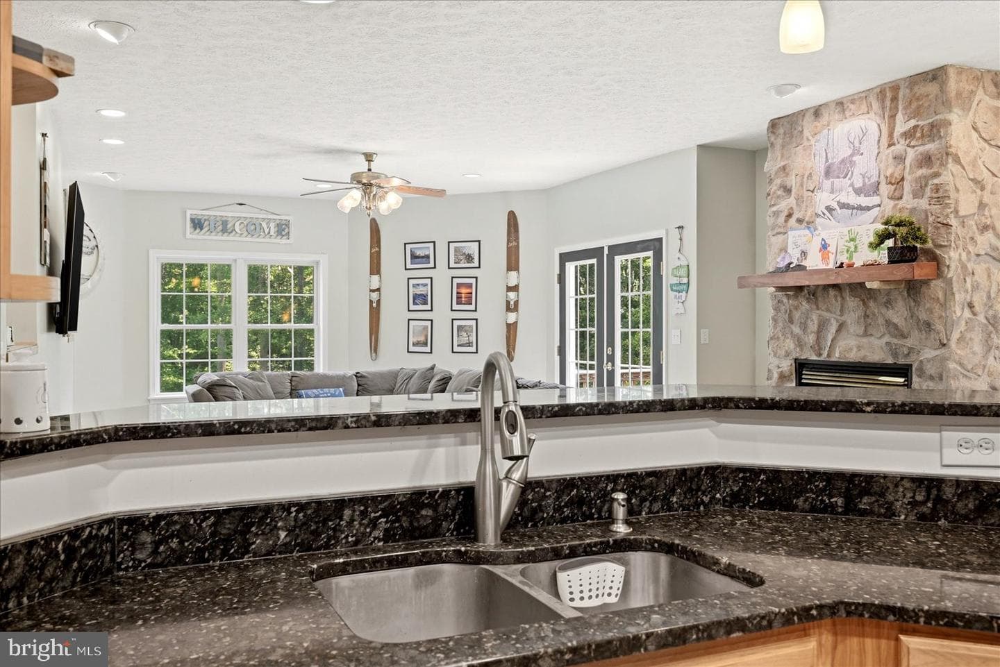520 Oak Grove Drive photo 24