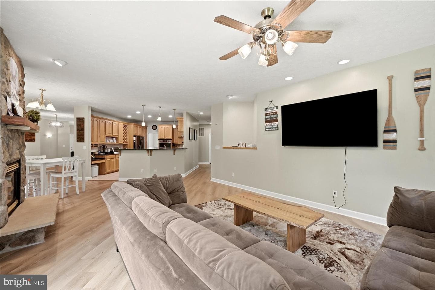 520 Oak Grove Drive photo 31