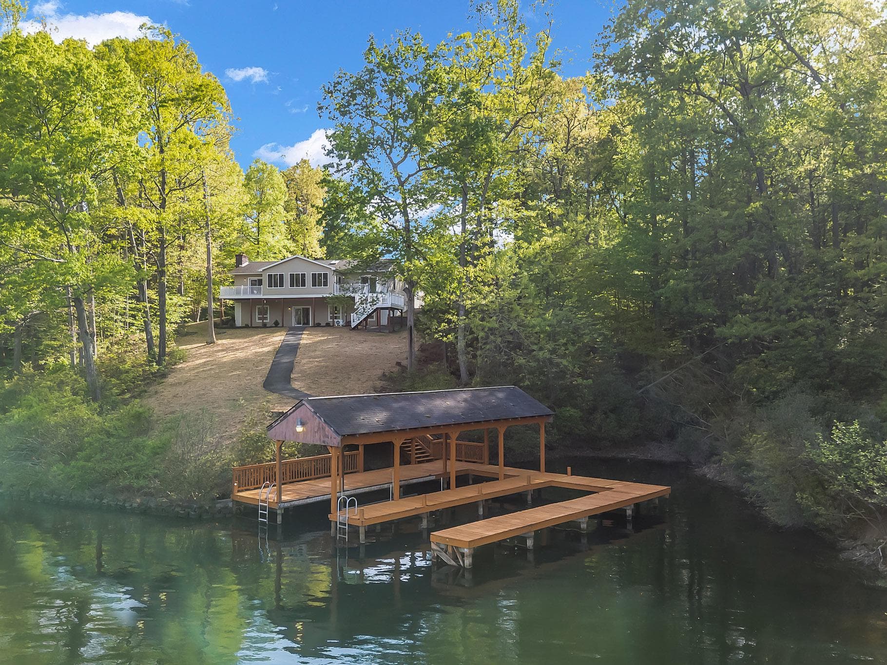 172 Hemlock Forest, Mineral