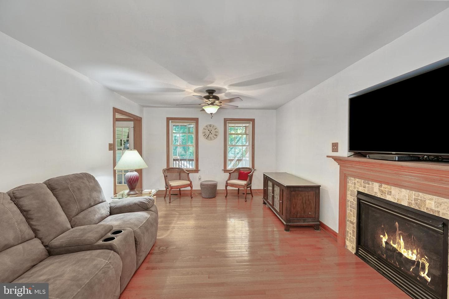 47 Elnor Road photo 12