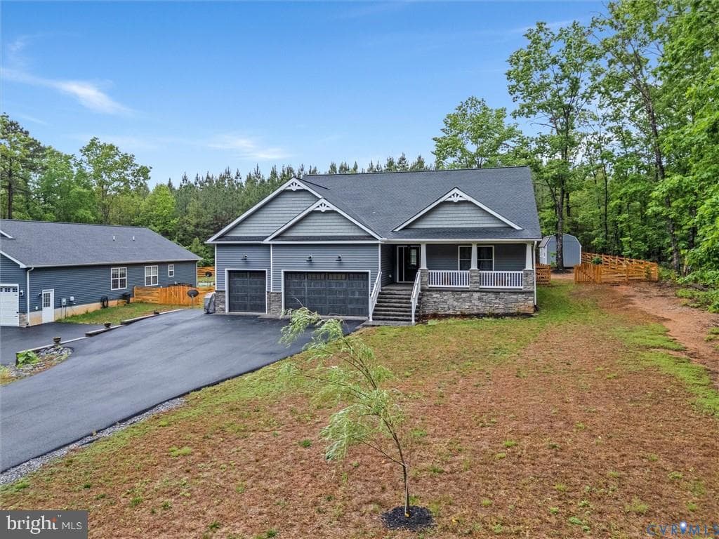 367 Pinehurst Drive photo 5