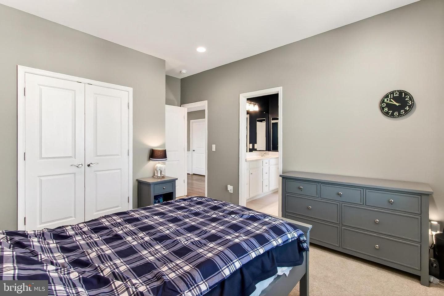 1103 Themis Street SE photo 68