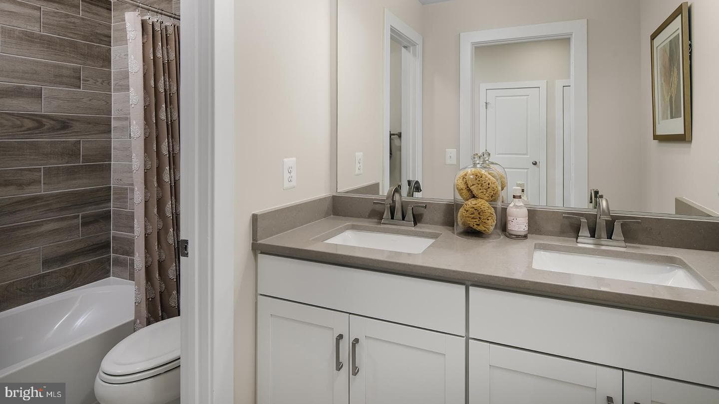 20820 Cloongee Terrace photo 12