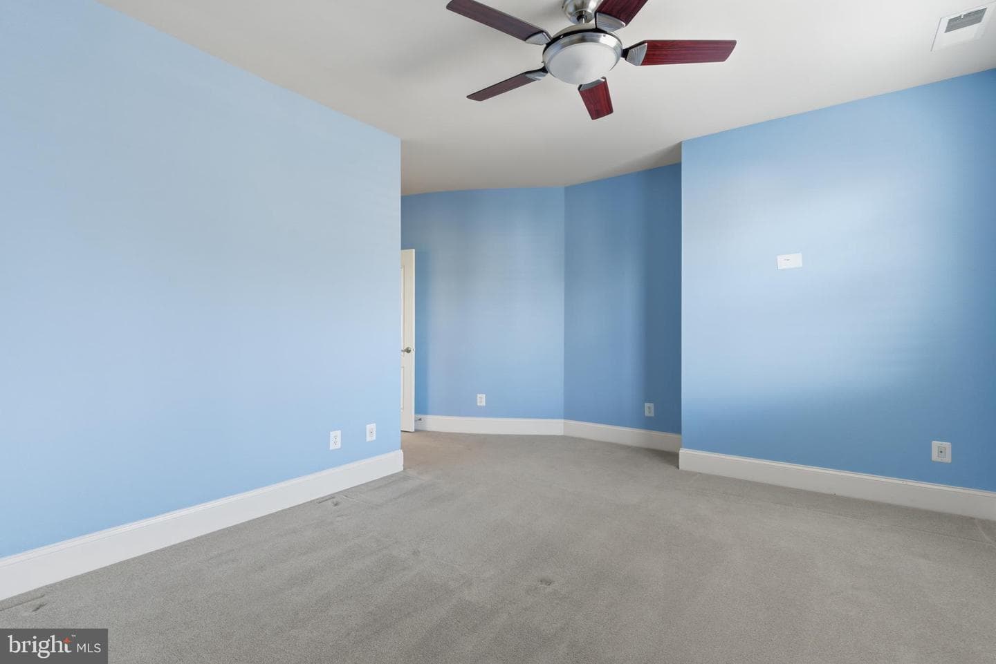 43589 Edison Club Court photo 95