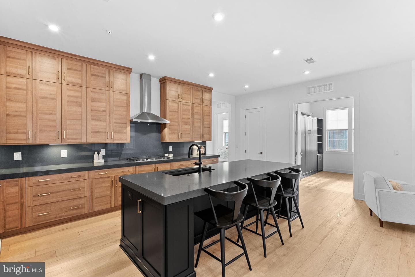 22171 Springside Terrace #400 photo 3