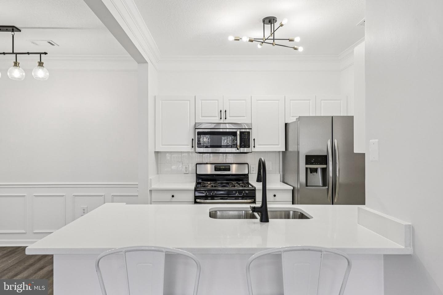 504 Sunset View Terrace SE #104 photo 4