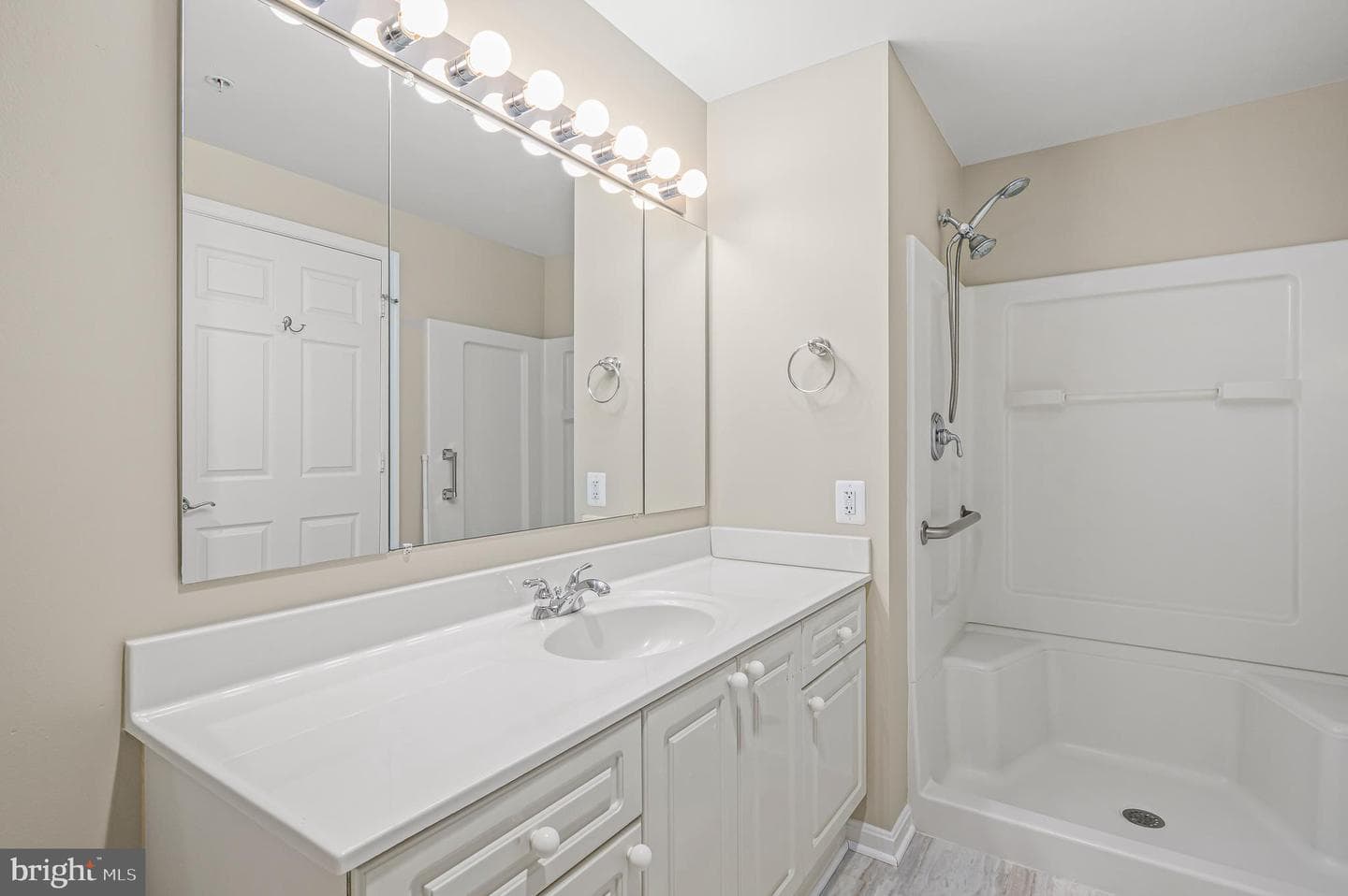 19355 Cypress Ridge Terrace #802 photo 22