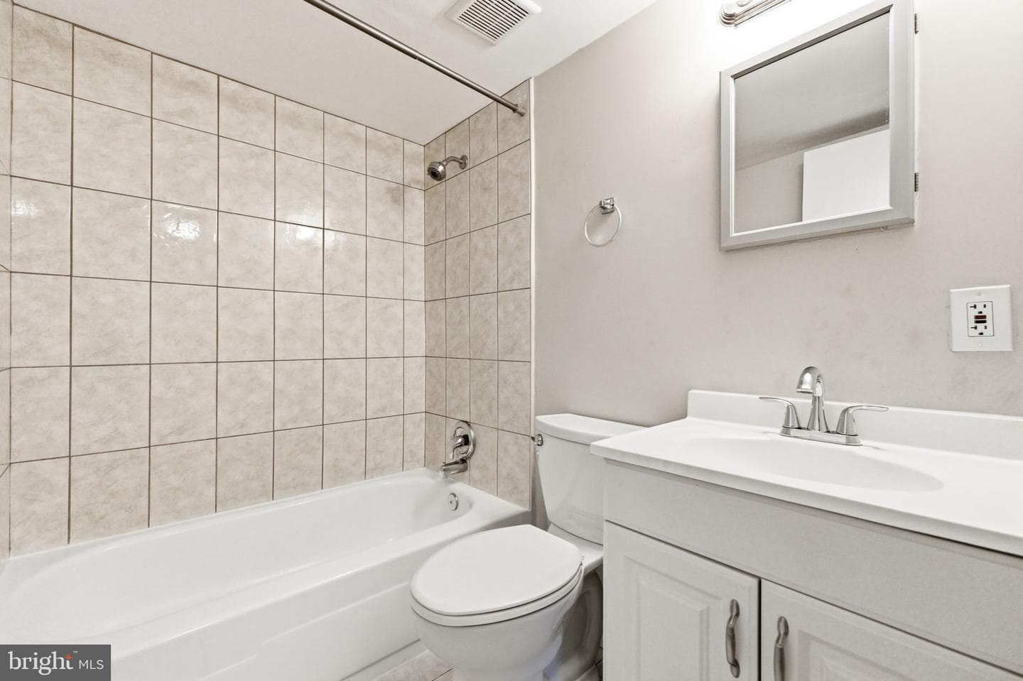 125 Clubhouse Drive SW #unit 8 photo 34