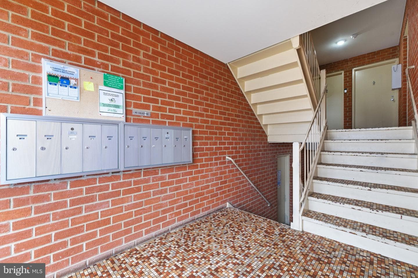 125 Clubhouse Drive SW #unit 8 photo 8