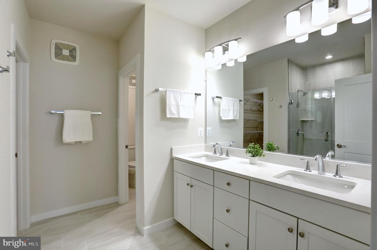 44531 Wolfhound Square photo 15