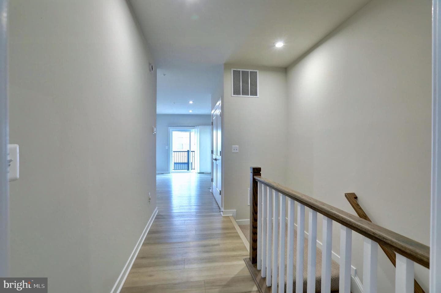 44531 Wolfhound Square photo 9
