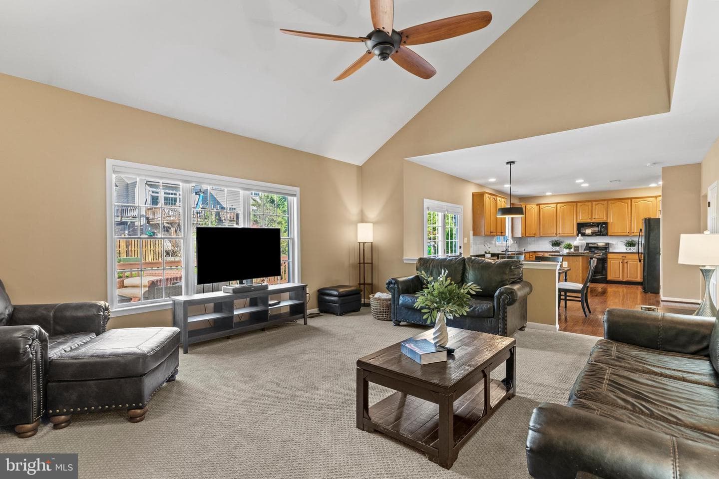 42714 Freedom Street photo 14