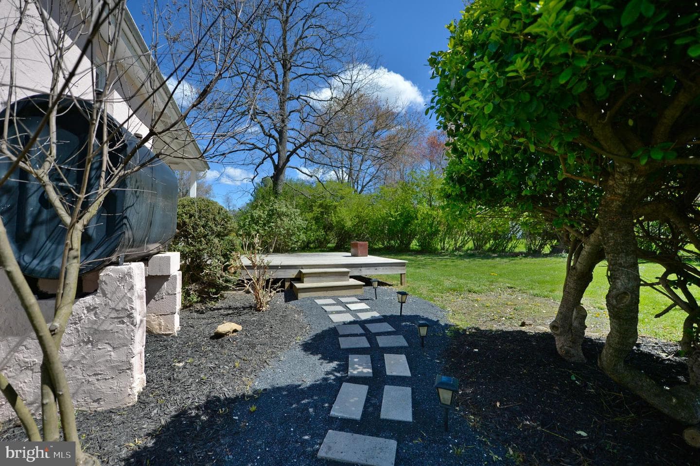 22282 St Louis Road photo 26