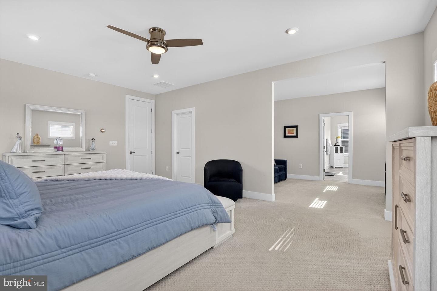 923 Warlander Drive SW photo 31