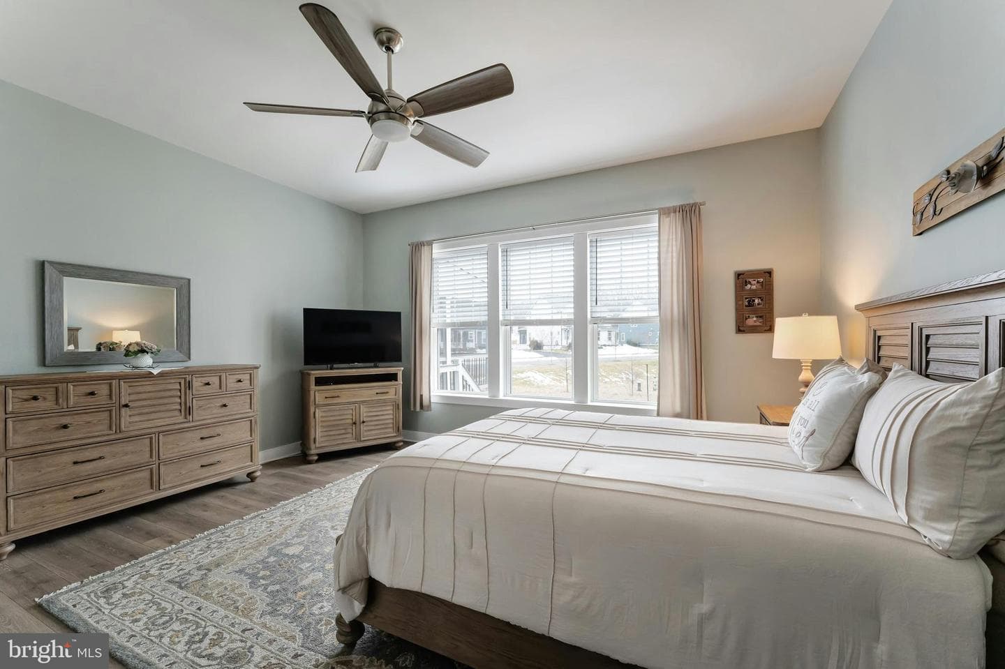 24277 Grayleaf Willow Place photo 18