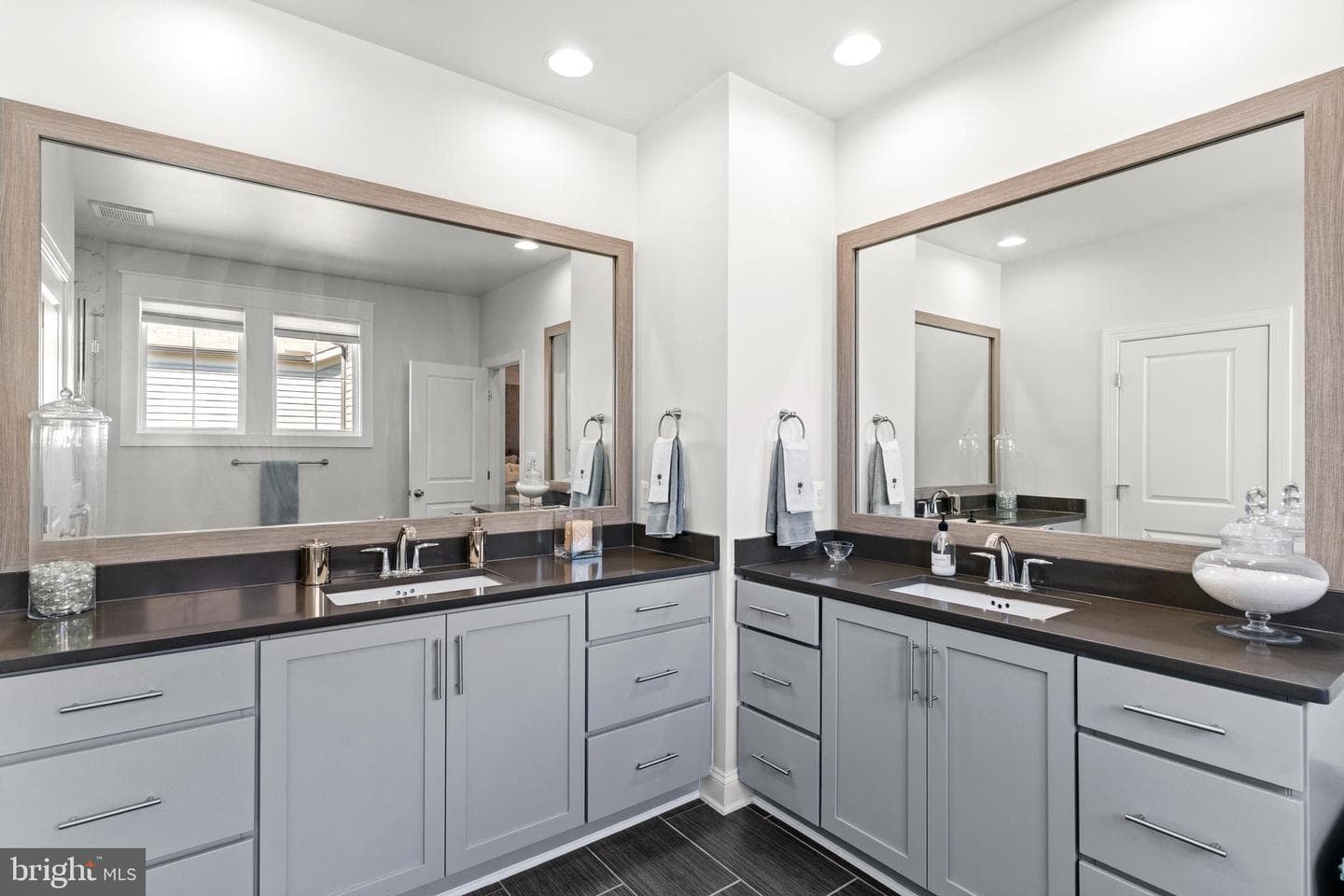 22920 Bubbling Brook Drive photo 36