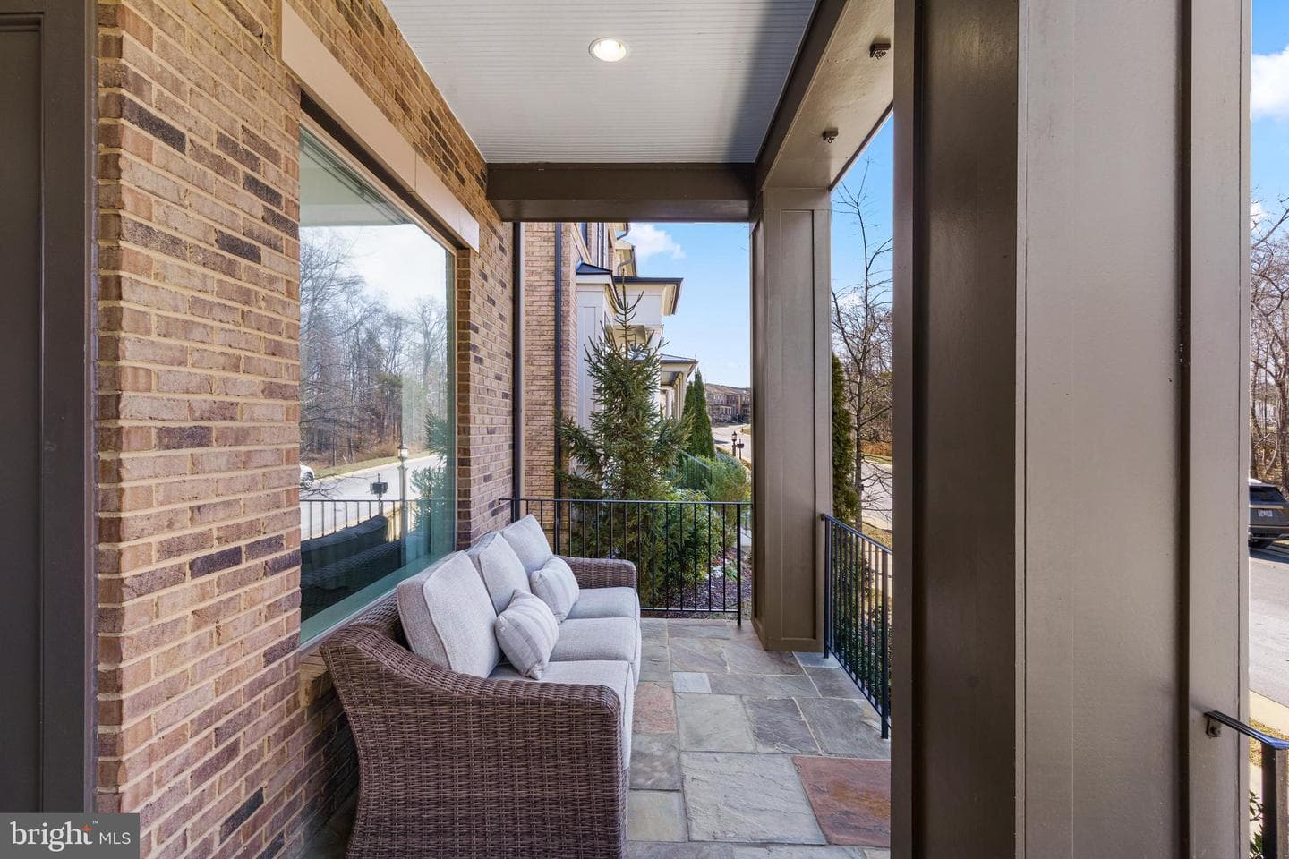 22920 Bubbling Brook Drive photo 4