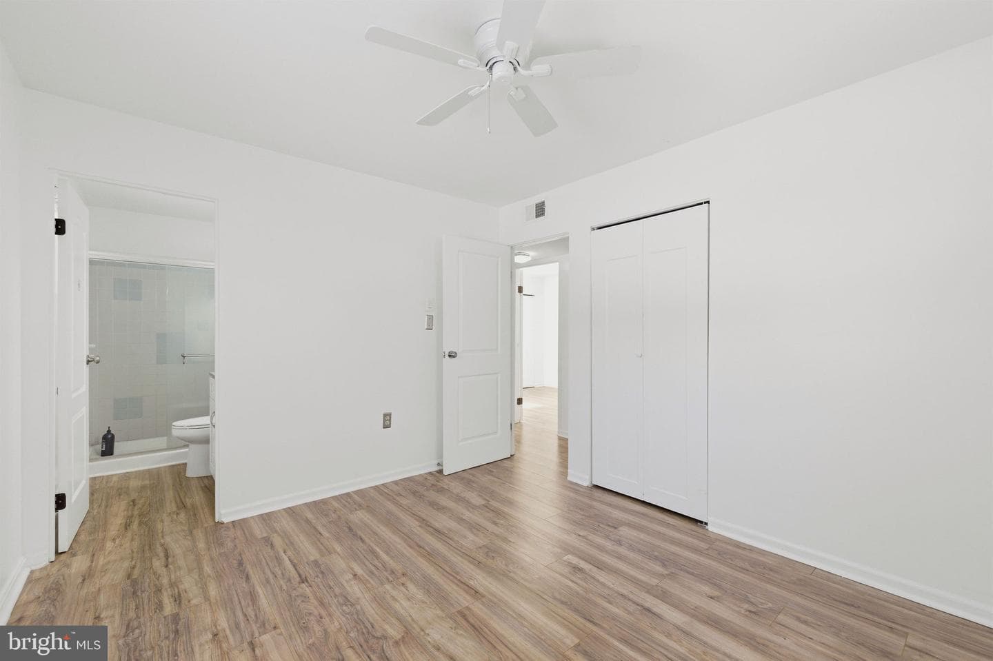1607 N Brunswick Street photo 18