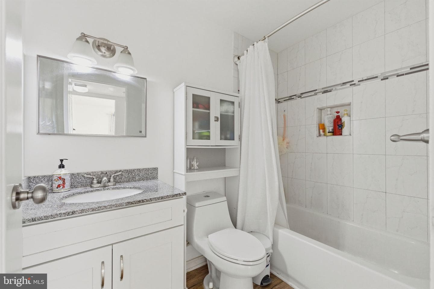 1607 N Brunswick Street photo 24