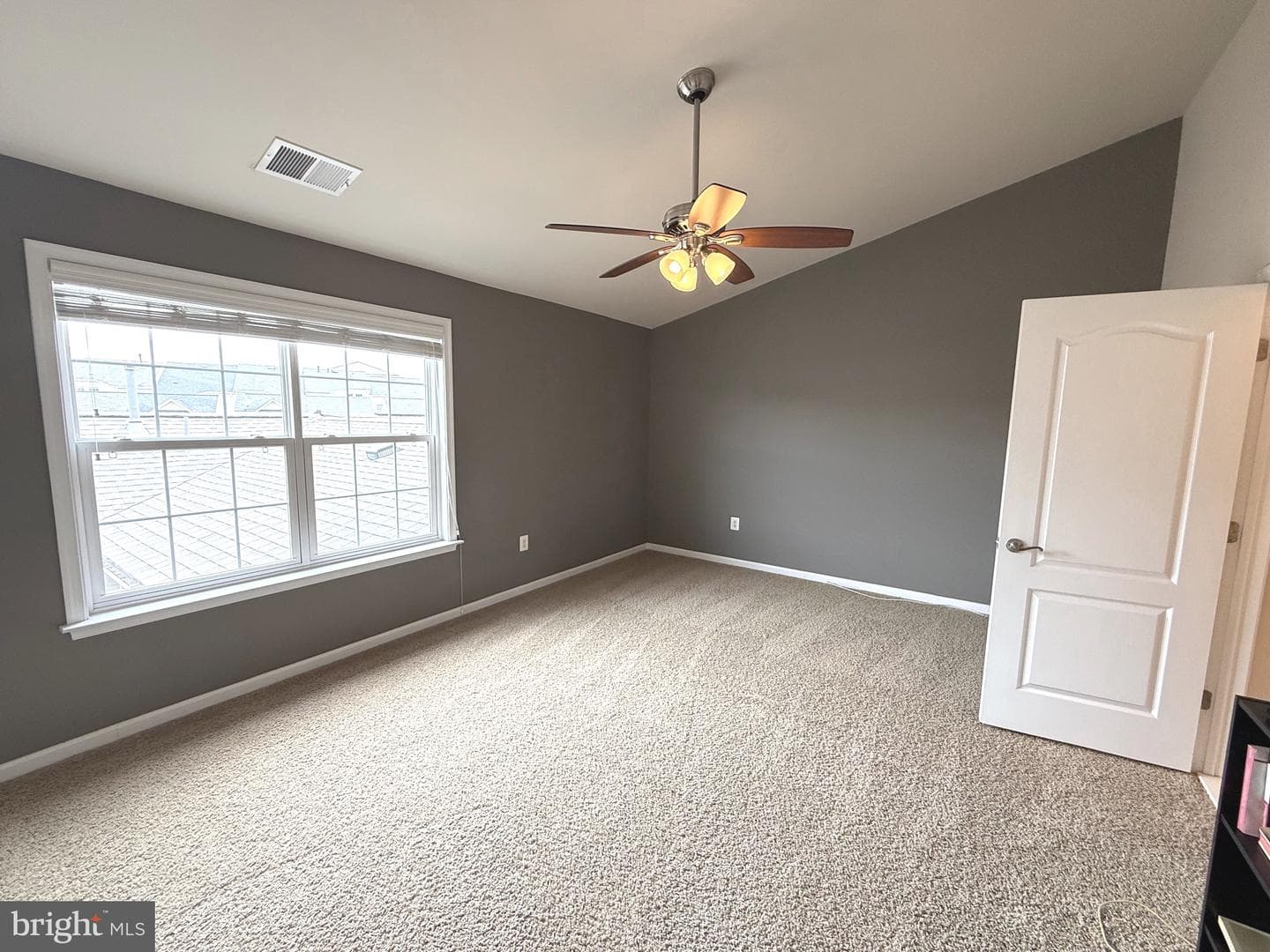 19410 Front Street photo 50