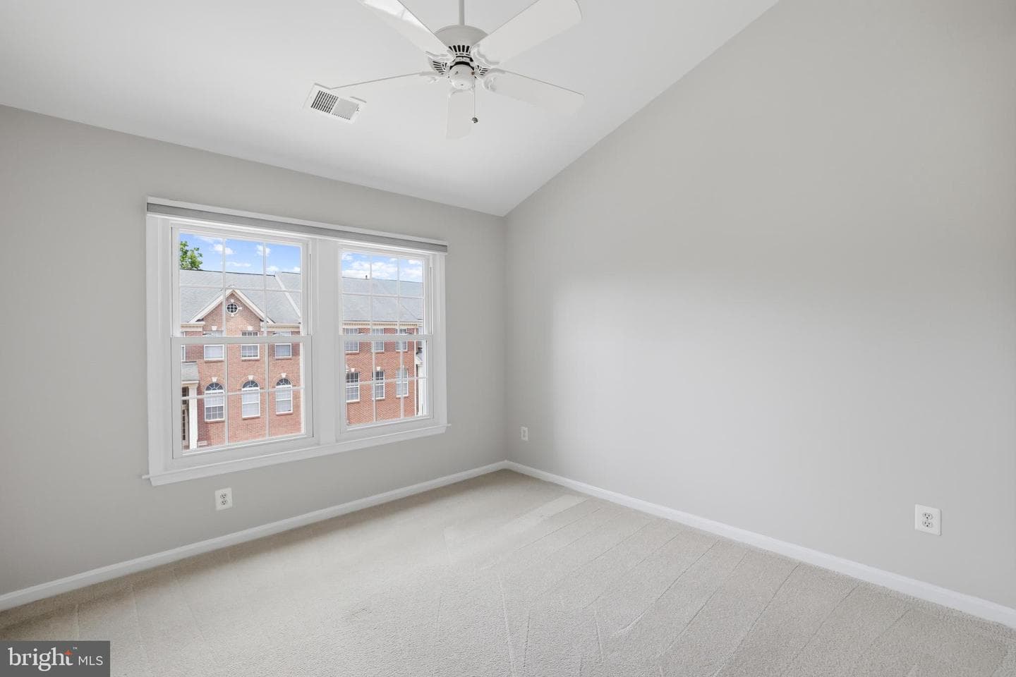46131 Aisquith Terrace photo 30