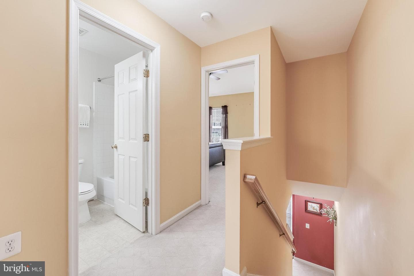 23097 Fontwell Square photo 28