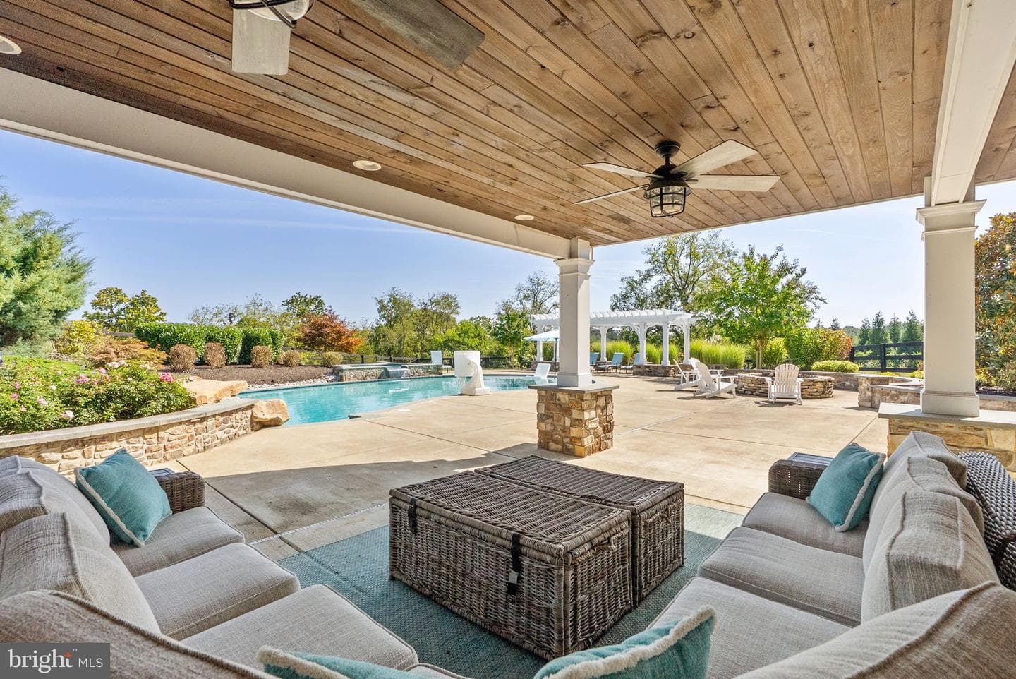 15124 Omega Court photo 73