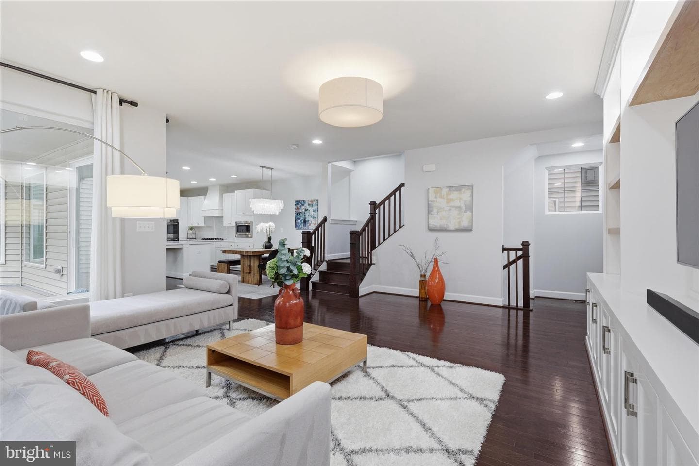 44537 Neponset Street photo 18
