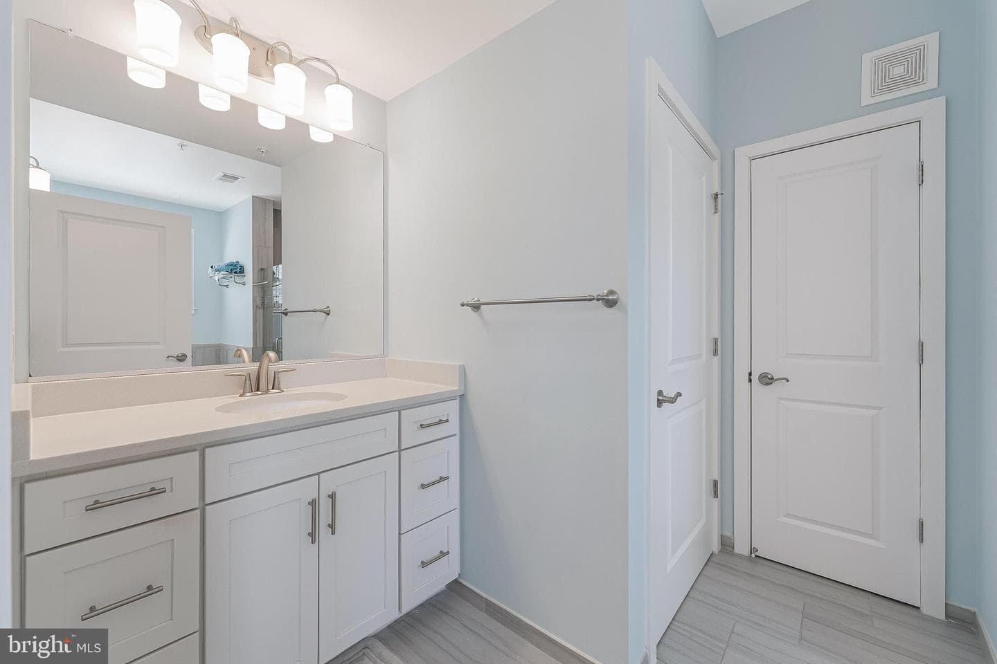 42881 Littlehales Terrace photo 14