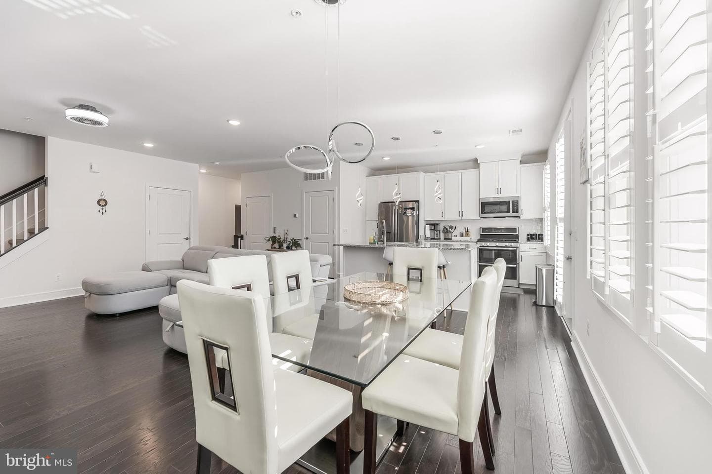 42881 Littlehales Terrace photo 4