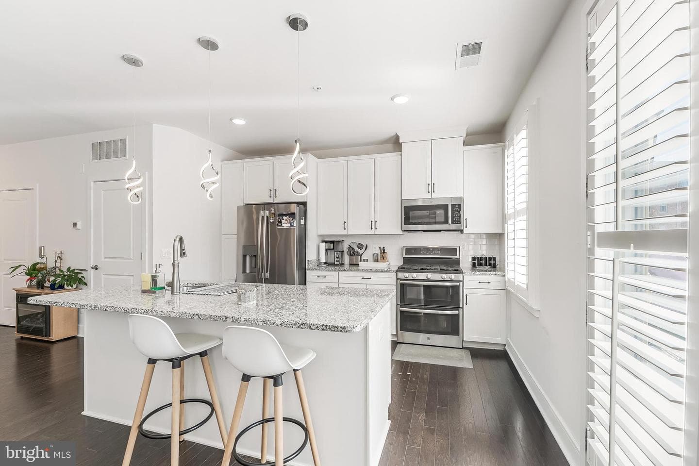 42881 Littlehales Terrace photo 6