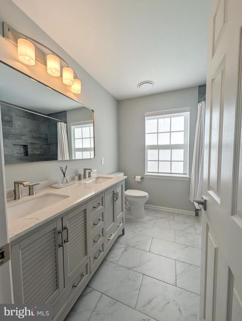 405 Hanrahan Court SE photo 37