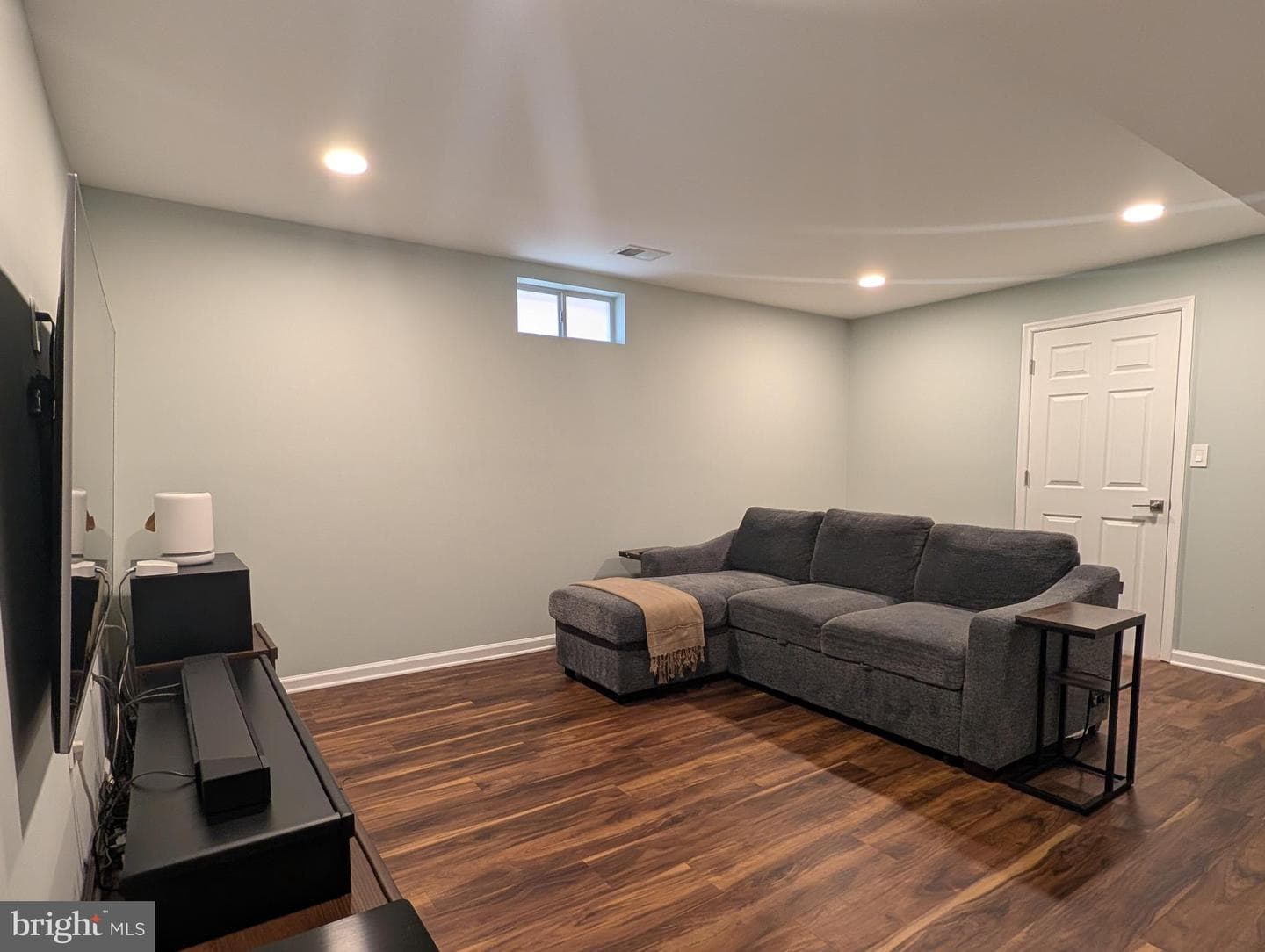 405 Hanrahan Court SE photo 47