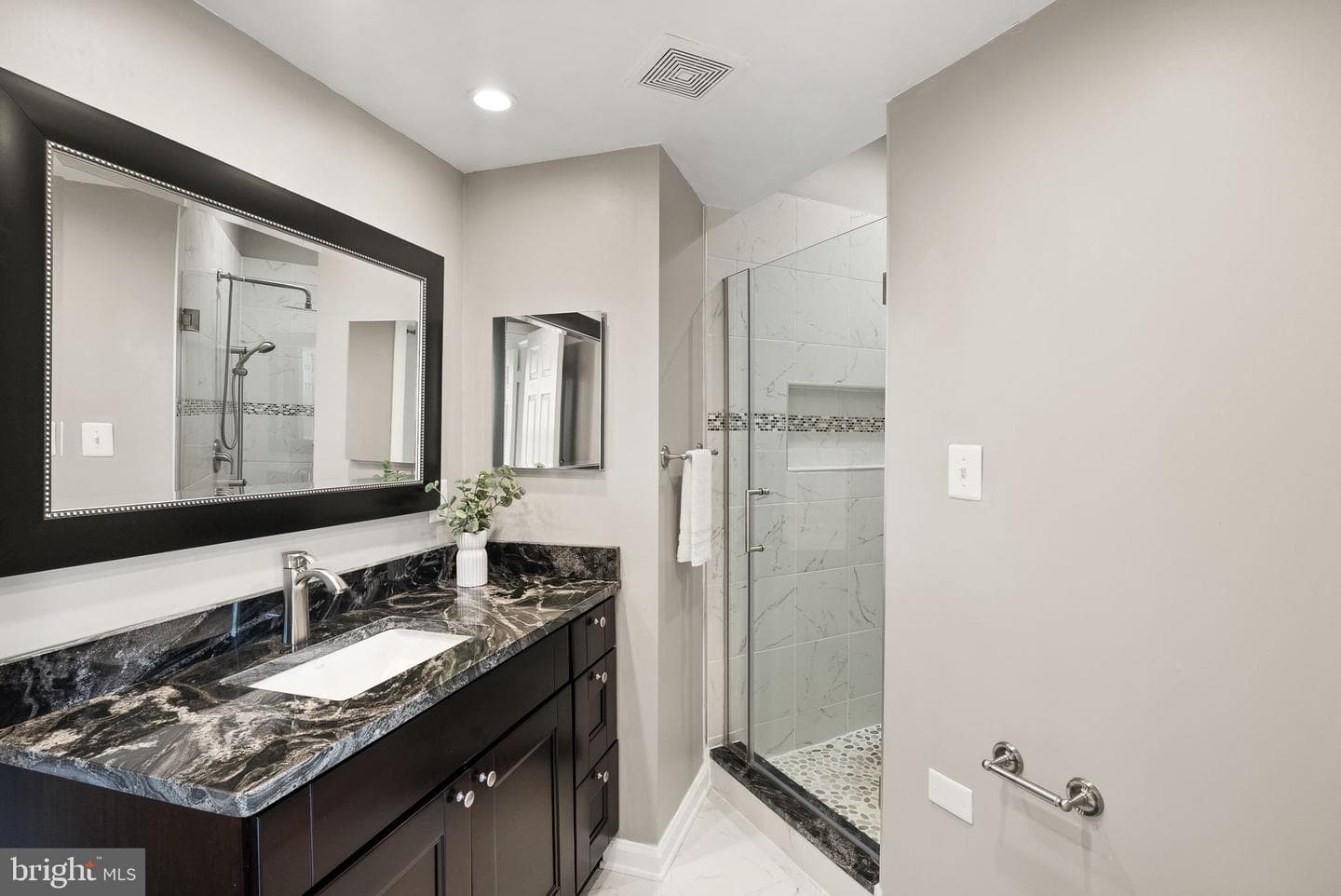 43229 Cavell Court photo 37