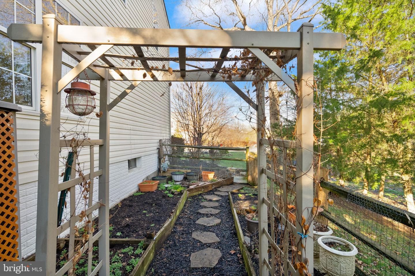 43229 Cavell Court photo 86