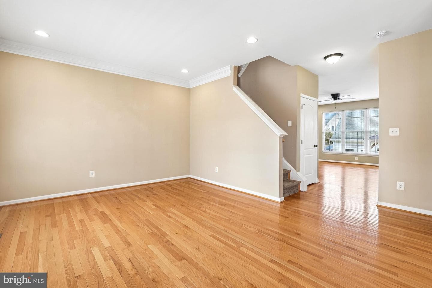 43110 Barons Street photo 10
