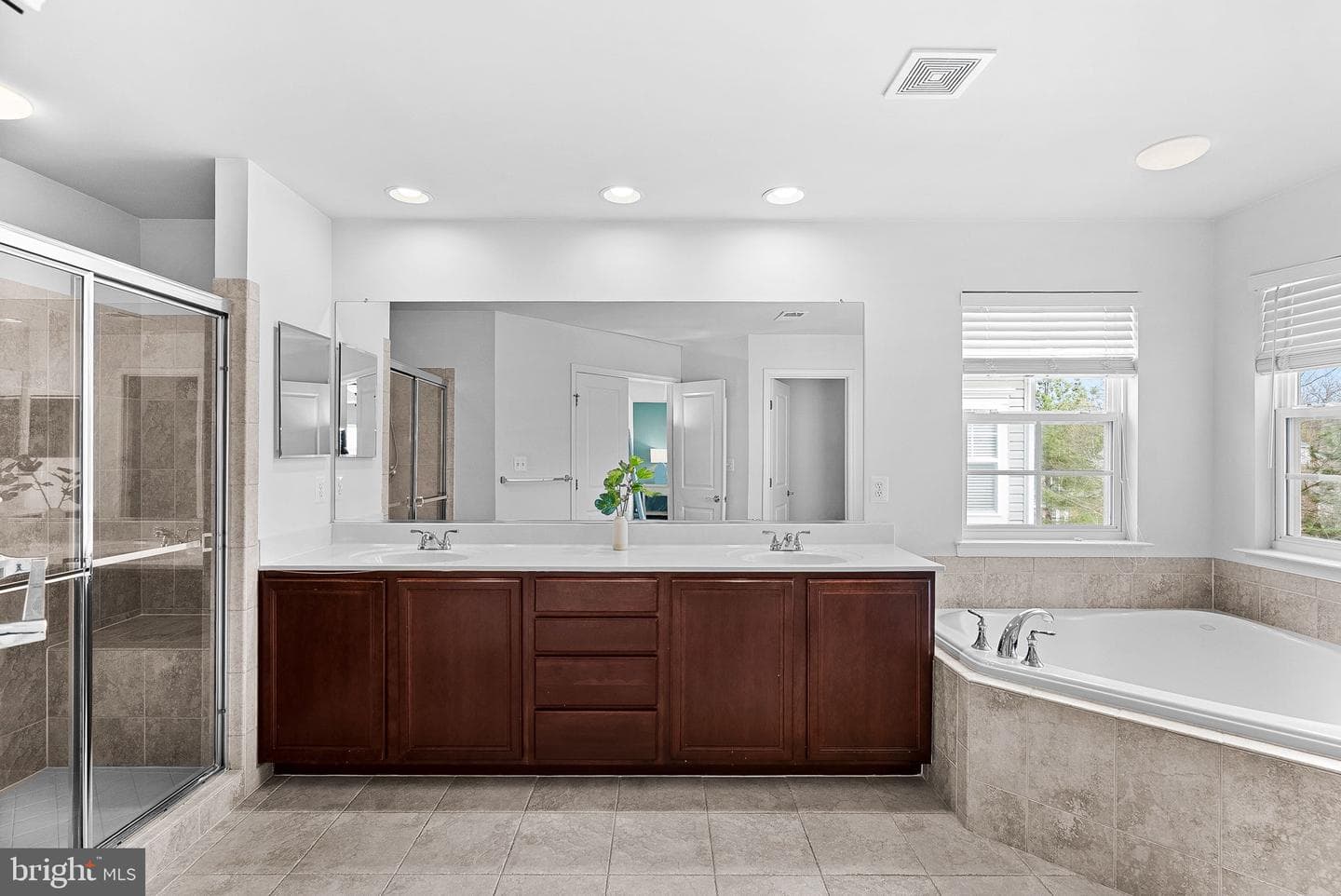 23248 Hickox Drive photo 46