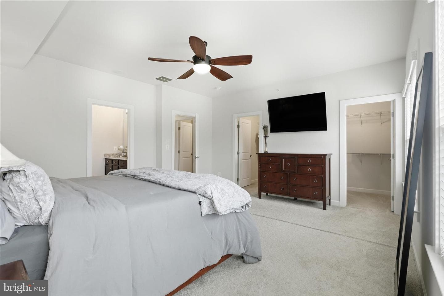 43392 Whitehead Terrace photo 27