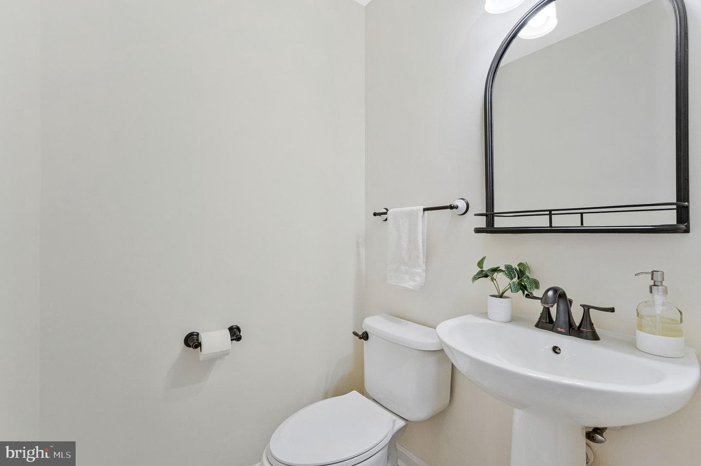 21789 Baldwin Square #21789 photo 14