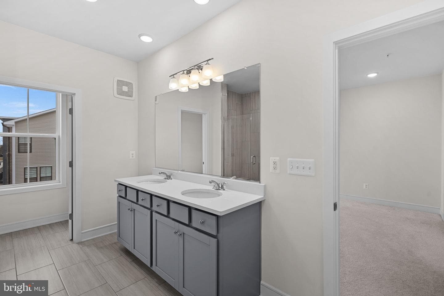 43406 Farringdon Square photo 19