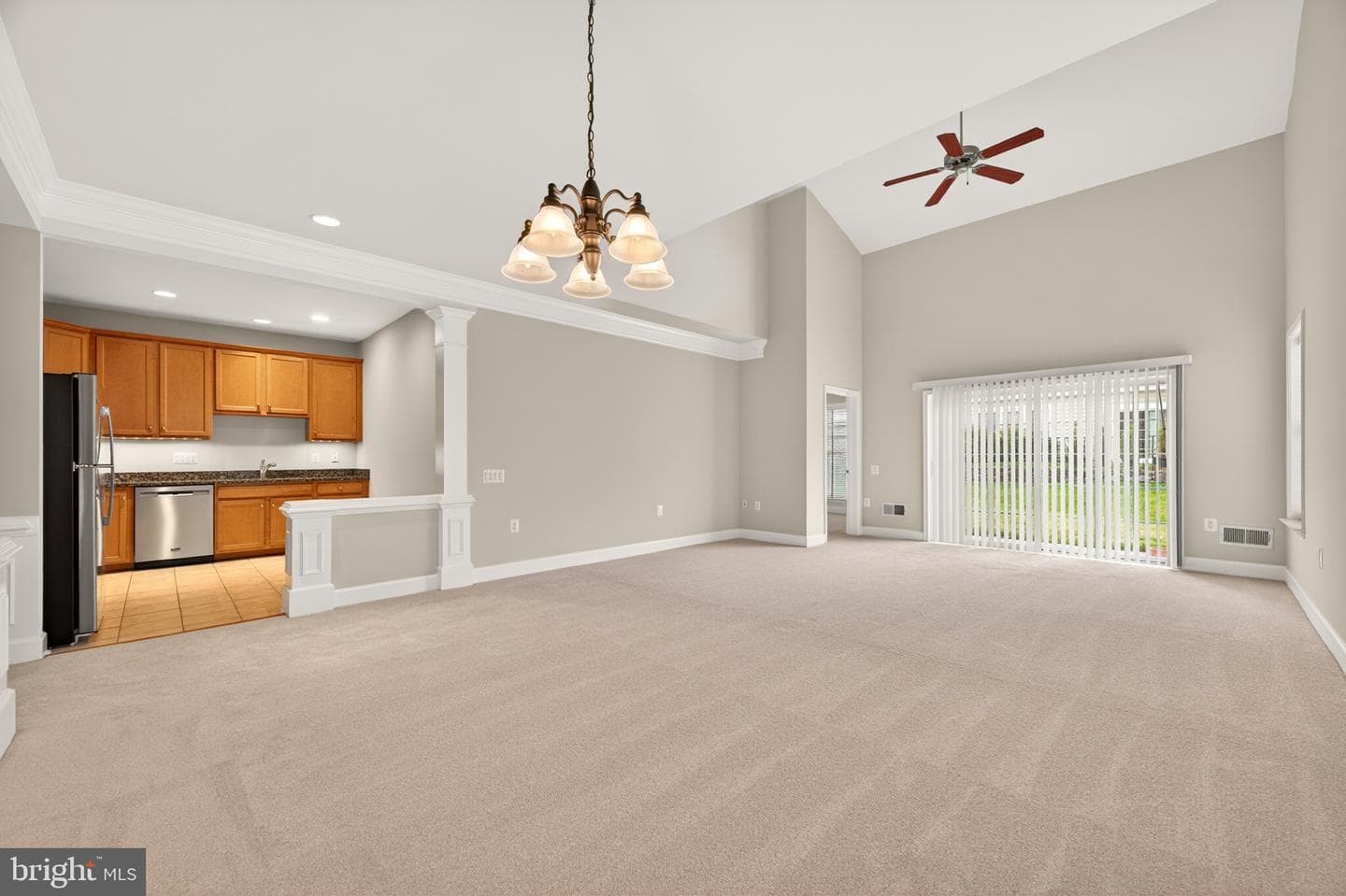 44397 Maltese Falcon Square