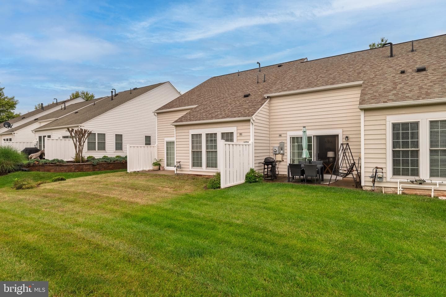 44397 Maltese Falcon Square photo 56