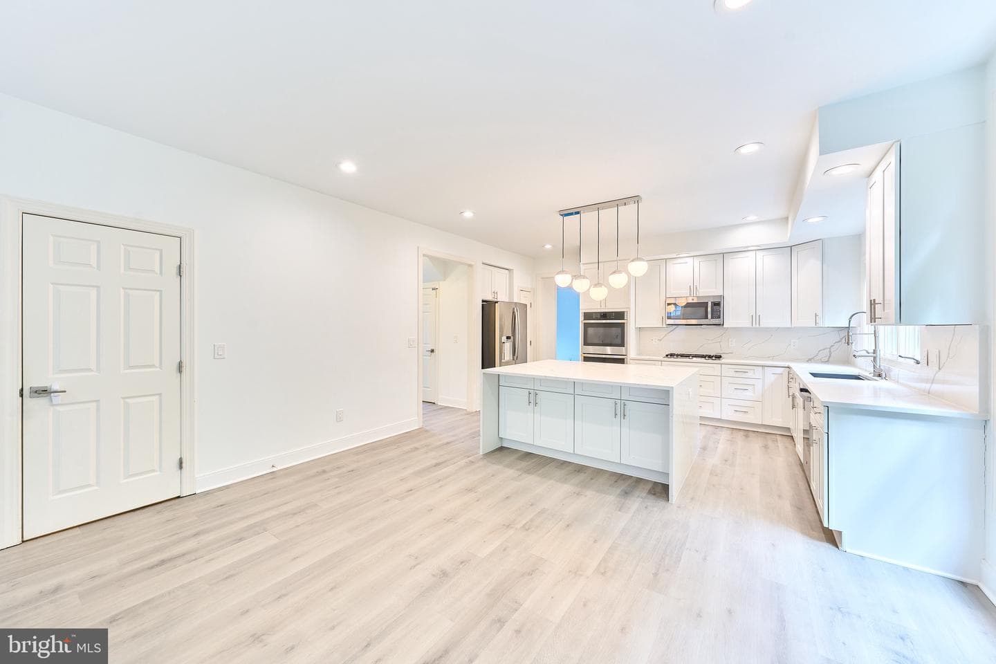 47093 Kentwell Place photo 28